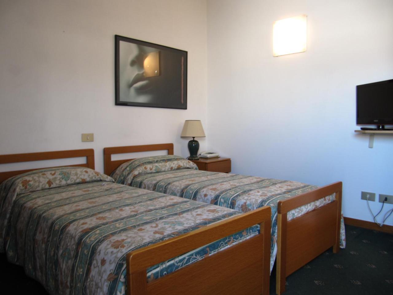 Hotel Rizzi Monticello Conte Otto Dış mekan fotoğraf