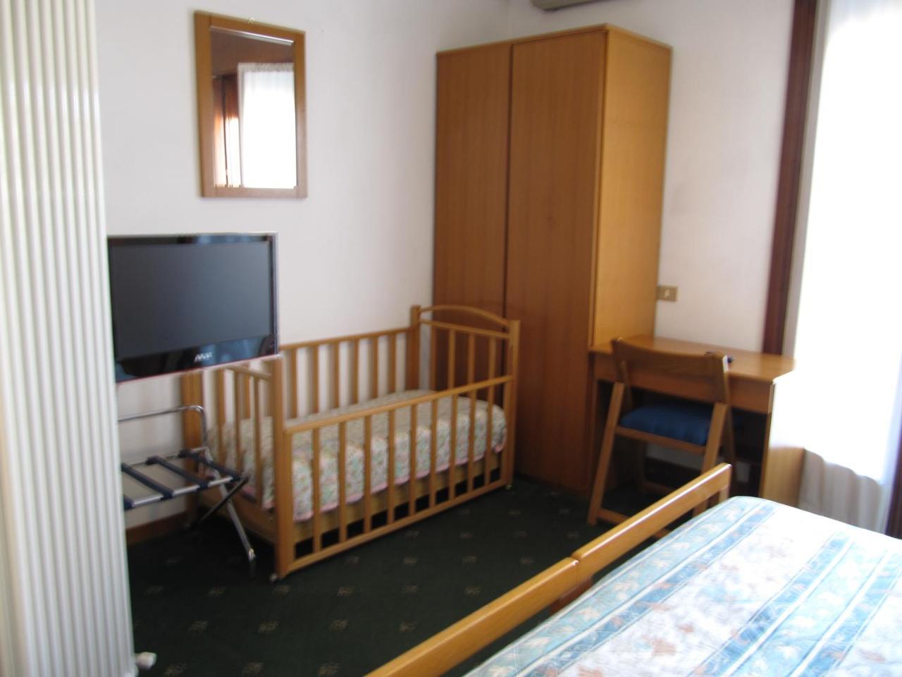 Hotel Rizzi Monticello Conte Otto Dış mekan fotoğraf