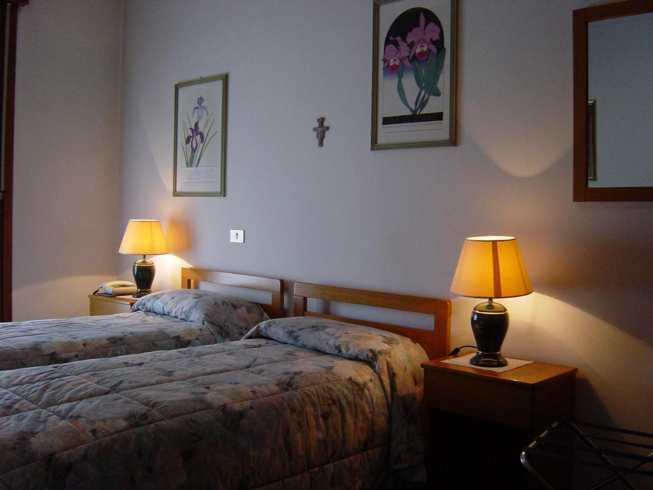 Hotel Rizzi Monticello Conte Otto Dış mekan fotoğraf