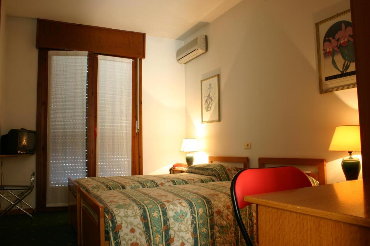 Hotel Rizzi Monticello Conte Otto Dış mekan fotoğraf